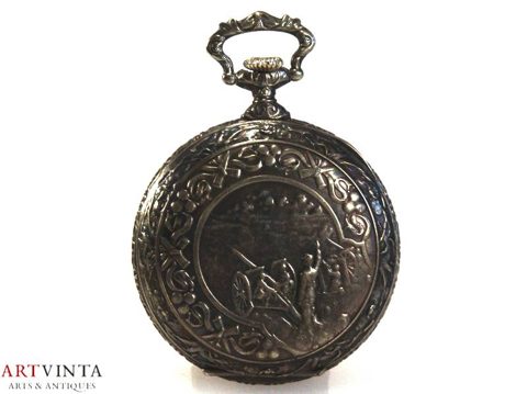 Tavannes Taschenuhr Repoussé Versilbert Schweiz