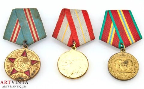 Drei Jubiläums Medaillen 50-/60-/70- Streitkräfte UdSSR