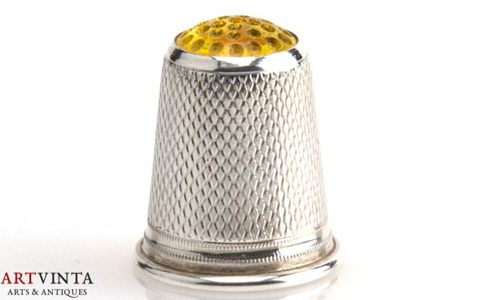 Fingerhut Silber 925 Gelber Glaseinsatz Guilloche